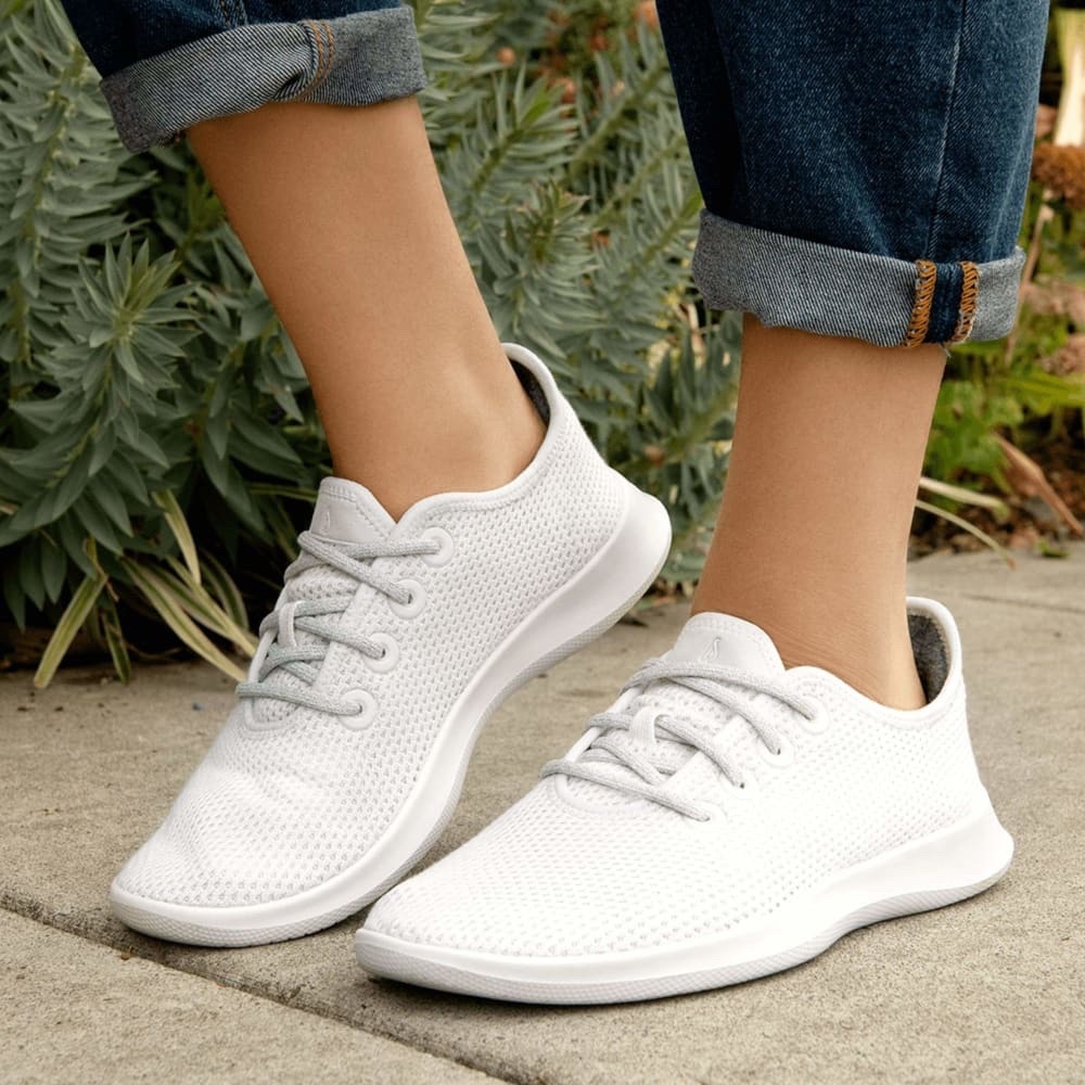 Allbirds white sneakers size 8